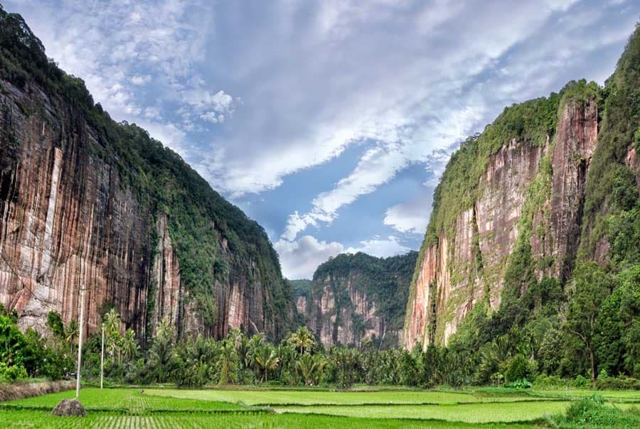 Paket wisata Lembah Harau & Payakumbuh dari Padang